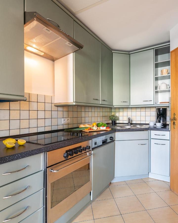 Two Bedroom Apartment For 6 People Varşovia Exterior foto
