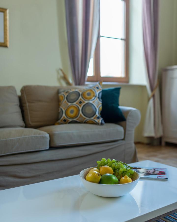 Two Bedroom Apartment For 6 People Varşovia Exterior foto